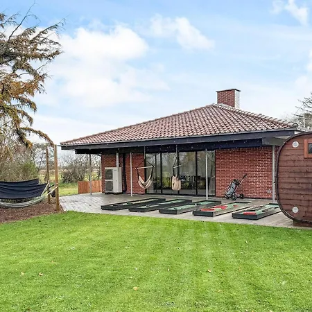4 Star In Ulfborg-by Traum